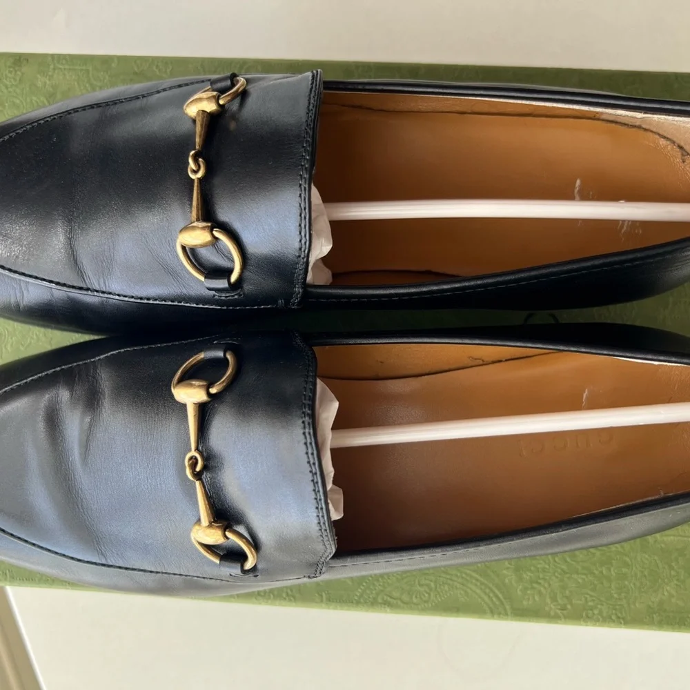 Gucci Black Leather Loafers with Gold Hardware - Picture 6 of 15